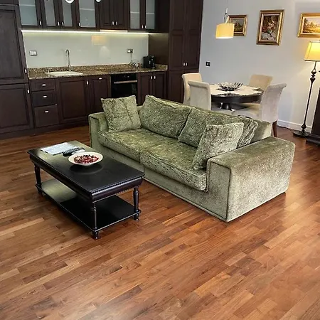 Herastrau 3 Self Check-in Boekarest