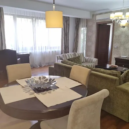 Herastrau 3 Self Check-in