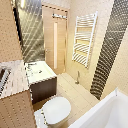Apartamento Herastrau 3 Self Check-in Bucarest