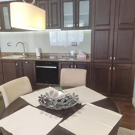 Herastrau 3 Self Check-in Apartman Bukarest