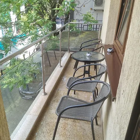 Herastrau 3 Self Check-in Apartman Bukarest