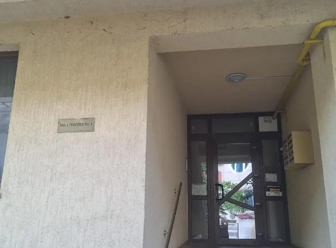 Herastrau 3 Self Check-in *